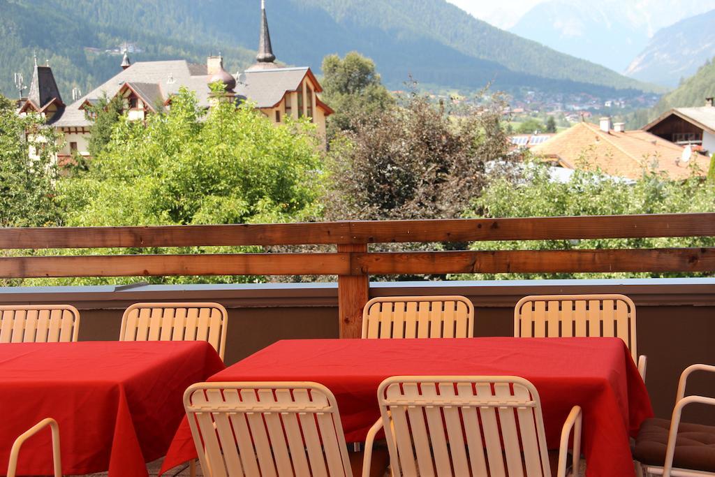 Alpenhotel Oetz Esterno foto