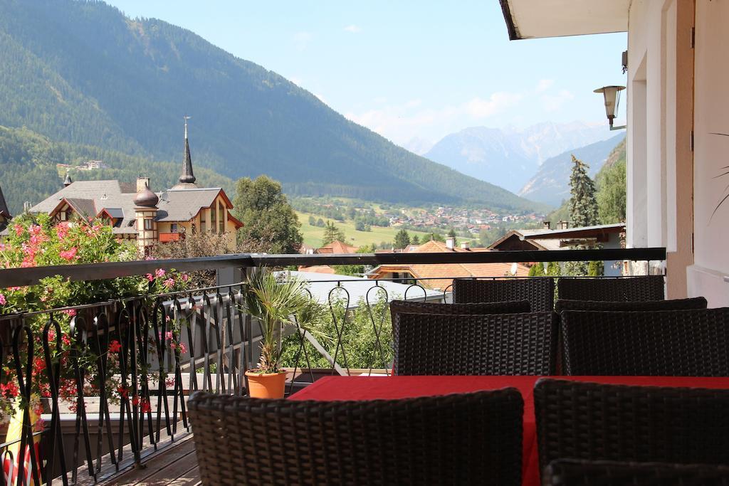 Alpenhotel Oetz Esterno foto